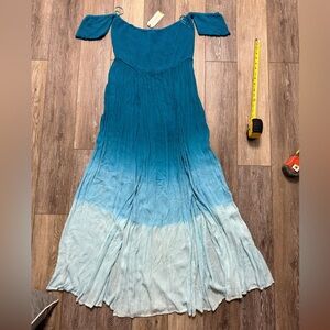 NEW Earthbound gorgeous off-shoulder maxi dress Large